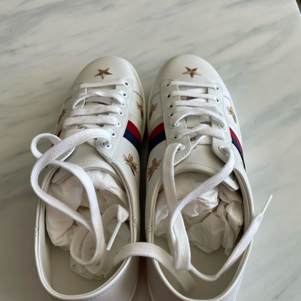 👟⭐️New Gucci Ace White Sneakers with Stars ⭐️ and Bees 🐝. Size 40 IT. - Picture 4 of 16